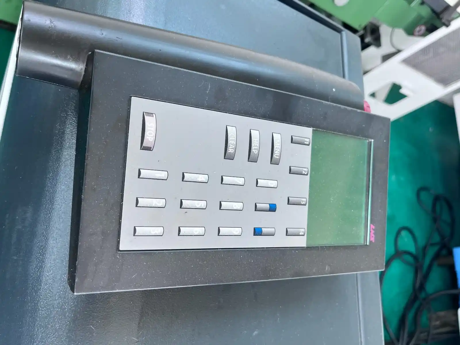 caricatore di barre LNS QUINK LOAD SERVO 3 - 4