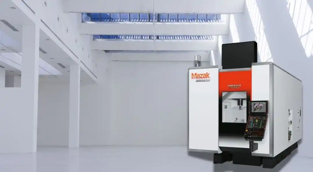 Centro di lavoro a controllo numerico a 5 assi