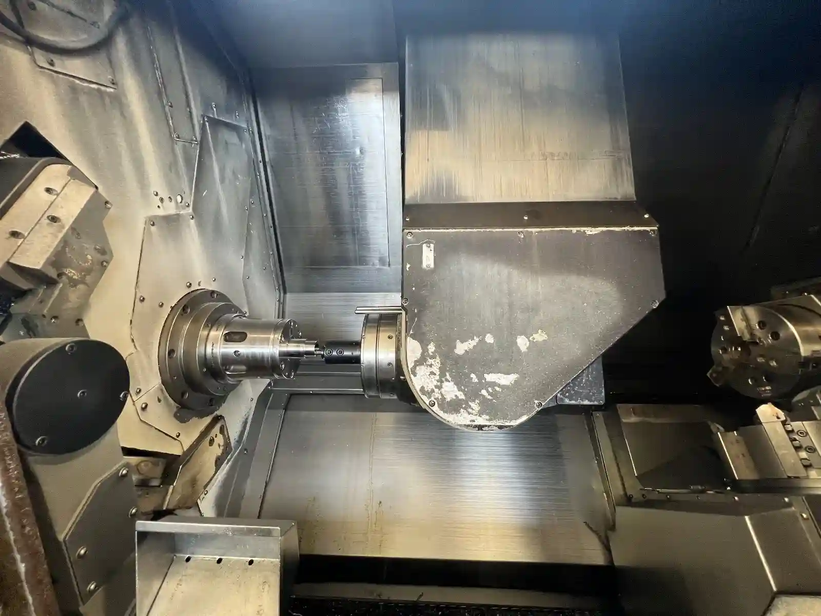 Centro di fresatura e tornitura Multitasking Integrex 200 mark III