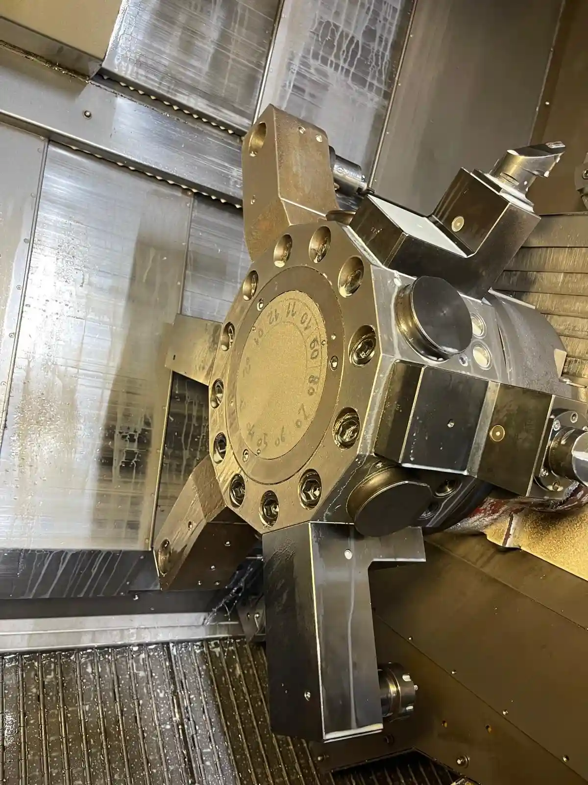 Tornio NC Orizzontale MAZAK HQR 200 MSY Torretta inferiore destra