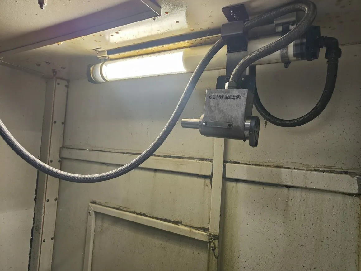 centro di lavoro verticale MAZAK VCN 510C II