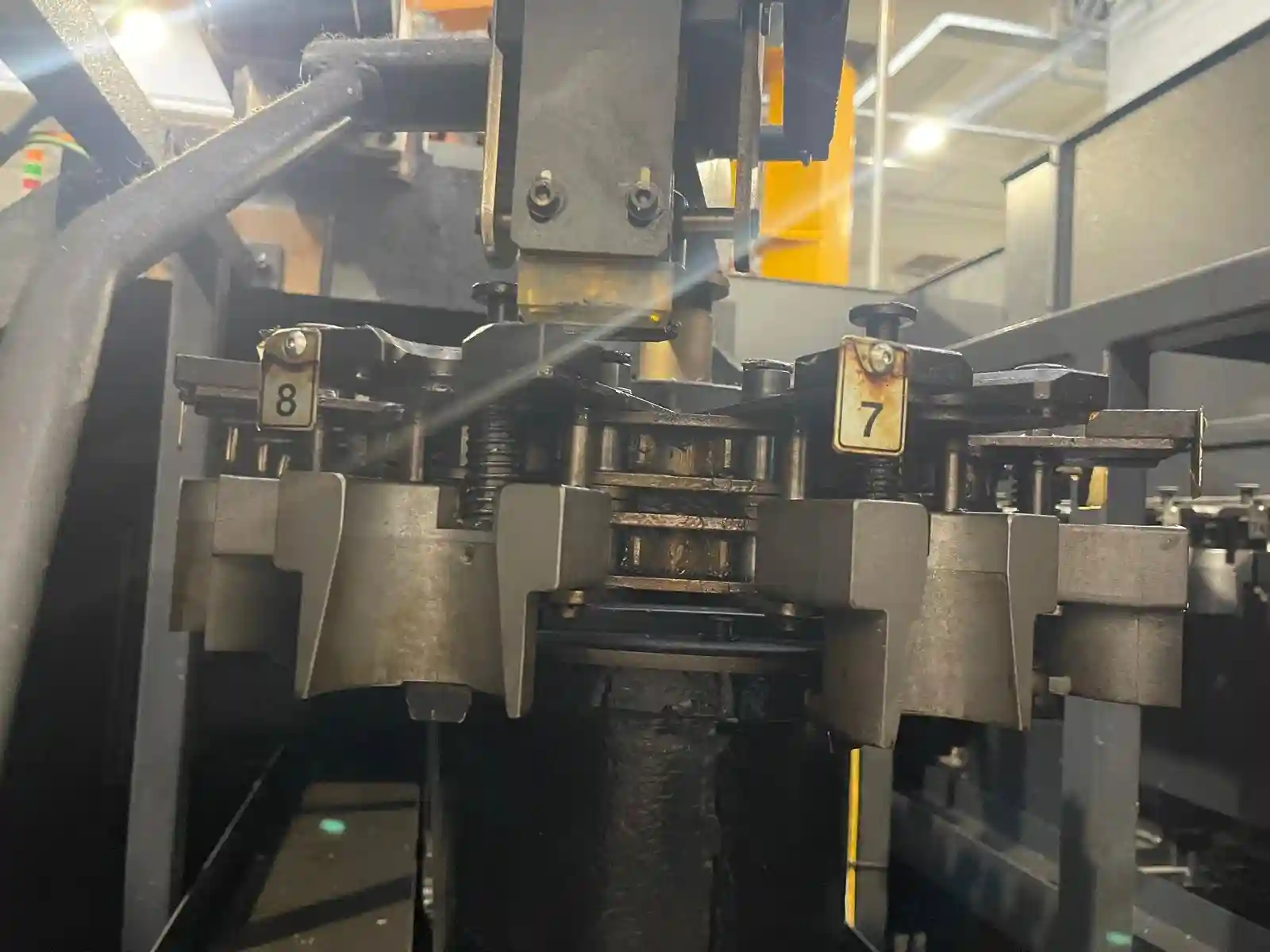 Mazak-Variaxis-730-5x-II (5)