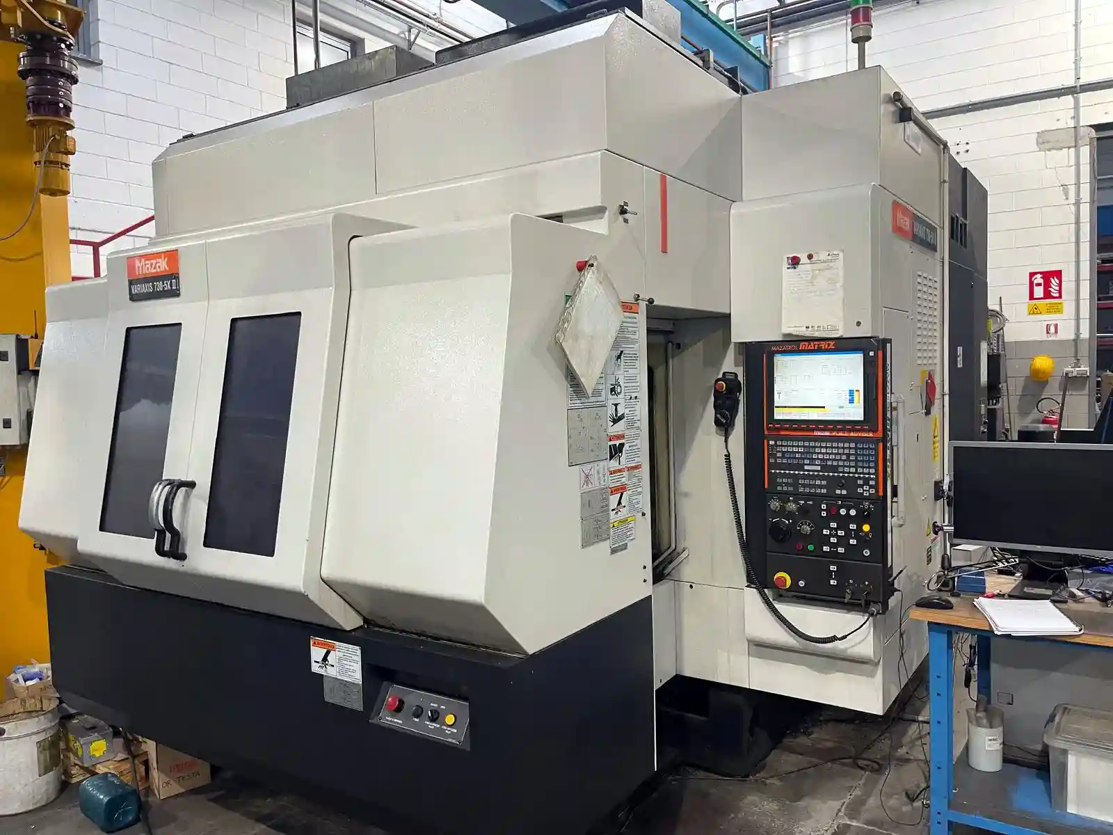 Mazak-Variaxis-730-5x-II-vista-laterale