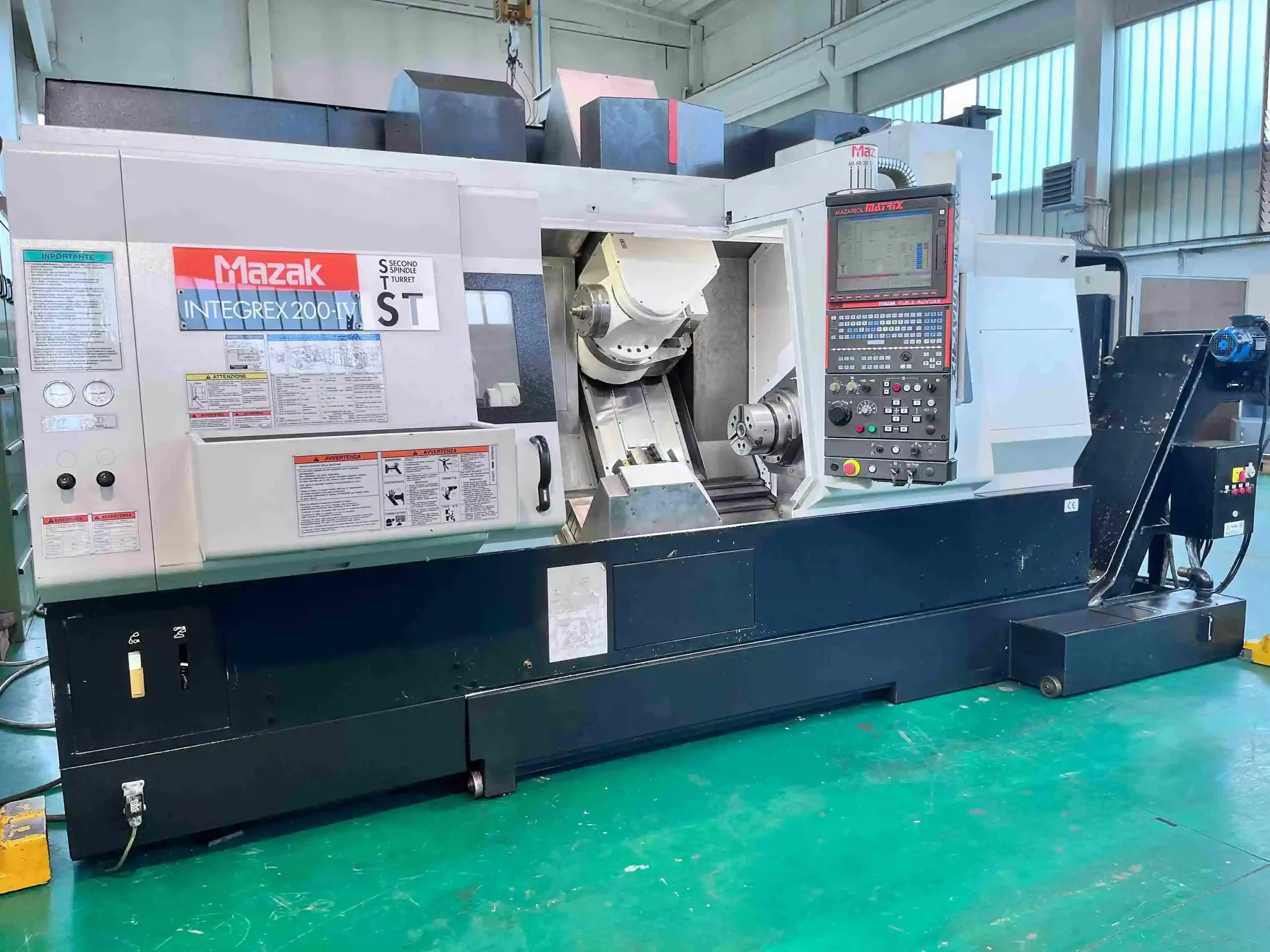 Mazak Integrex 200 IV ST vista frontale 2