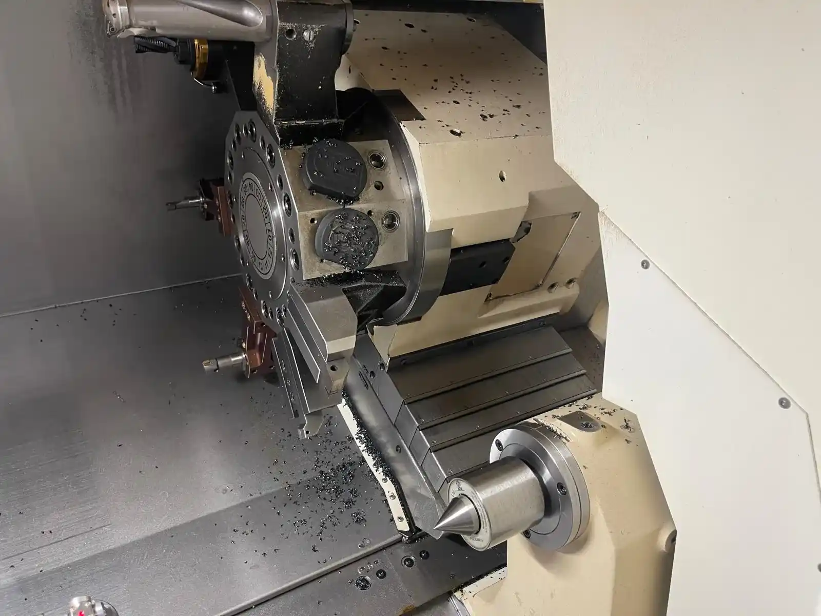 Mazak QT 250MY interno 3_4_11zon_4_11zon